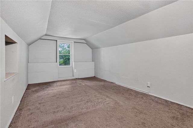 2137 Village Dr, Wilkinsburg, PA 15221