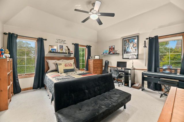 2820 Norman DRIVE, Brookfield, WI 53045