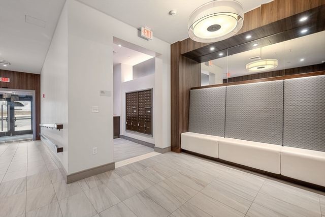 121 Portland 605, Boston, MA 02114