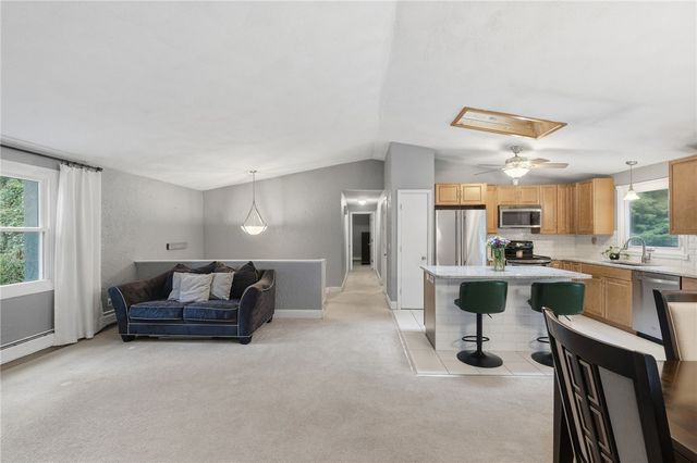 119 Wood Cove Drive, Coventry, RI 02816