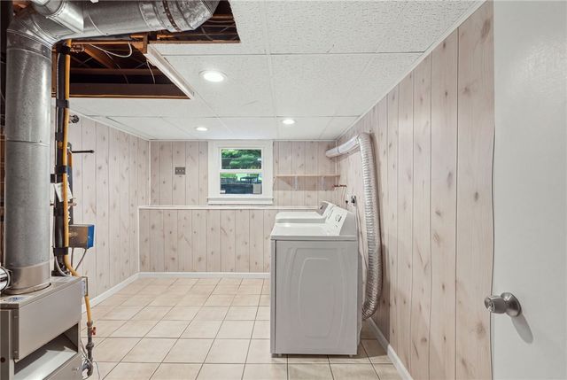 119 Wood Cove Drive, Coventry, RI 02816