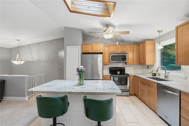 119 Wood Cove Drive, Coventry, RI 02816