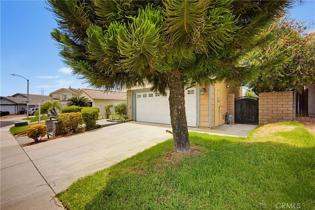 7470 Harvard Court, Fontana, CA 92336
