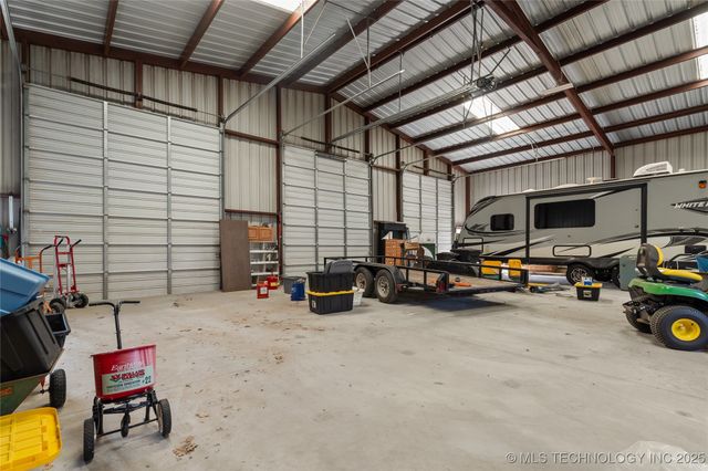 13946 Bear Run, Kingston, OK 73439