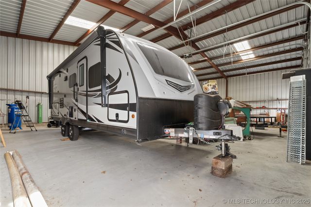 13946 Bear Run, Kingston, OK 73439