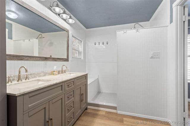 13946 Bear Run, Kingston, OK 73439