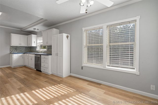 13946 Bear Run, Kingston, OK 73439