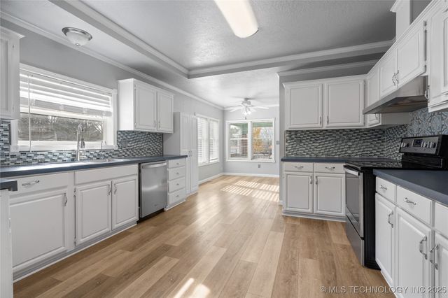 13946 Bear Run, Kingston, OK 73439