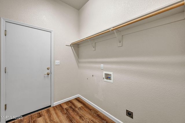 823 Gullane Court, Dayton, NV 89403