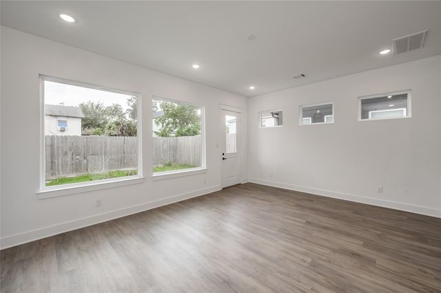 4605 Terry Street, Houston, TX 77009