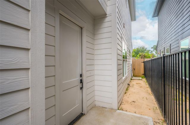 4605 Terry Street, Houston, TX 77009