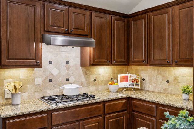 634 Aster Trail, San Antonio, TX 78256
