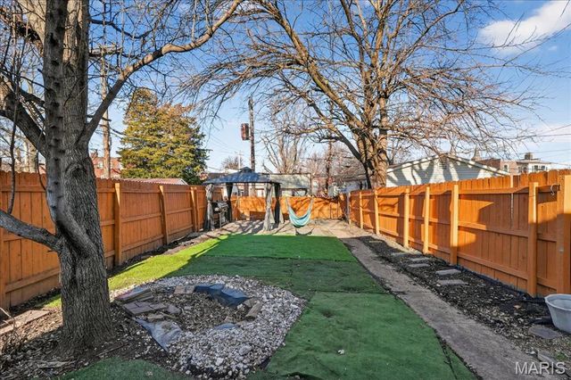 5461 Alabama Avenue, St Louis, MO 63111