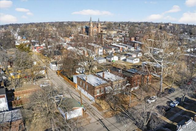 5461 Alabama Avenue, St Louis, MO 63111