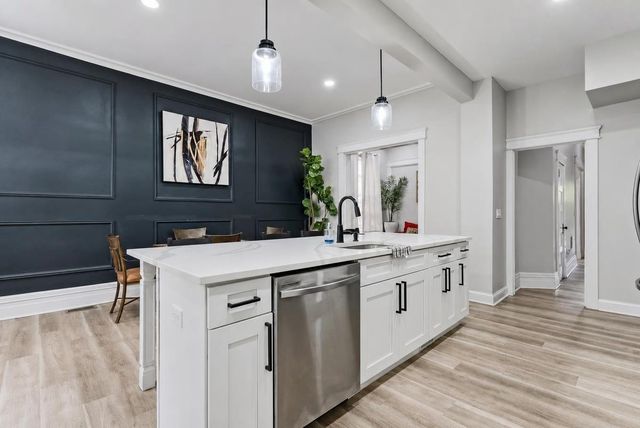 257 WOODLAWN AVE, Jc, Greenville, NJ 07305