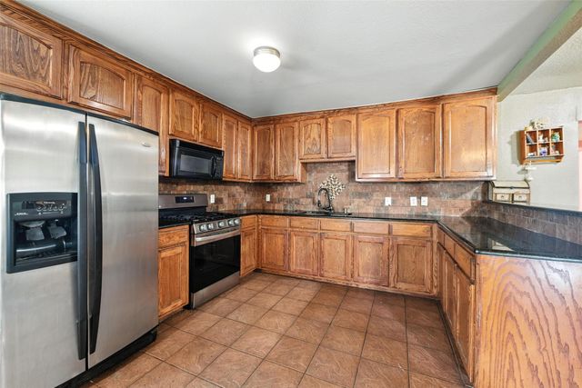 3429 Hampshire Boulevard, Fort Worth, TX 76103