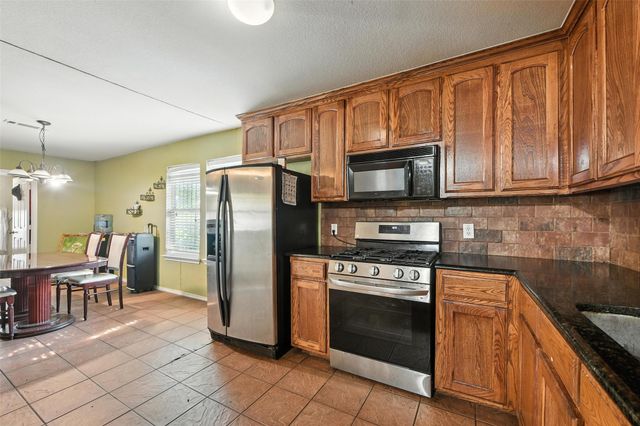 3429 Hampshire Boulevard, Fort Worth, TX 76103