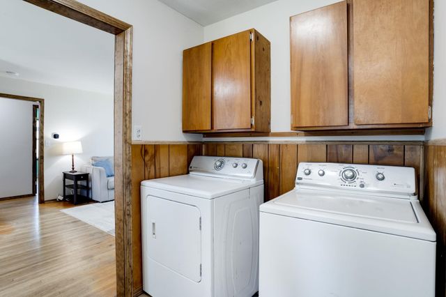 808 Westview Dr, Mulvane, KS 67110