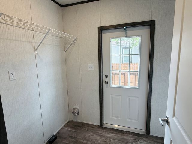 3003 Elmwood Drive, Granbury, TX 76048