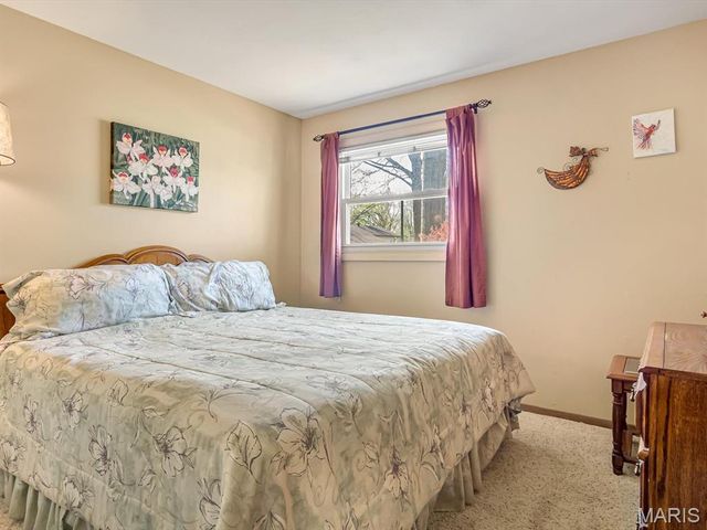 671 Notre Dame Avenue, Edwardsville, IL 62025