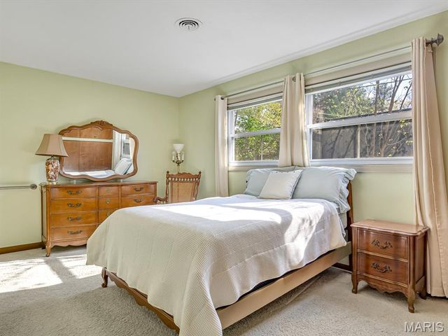 671 Notre Dame Avenue, Edwardsville, IL 62025