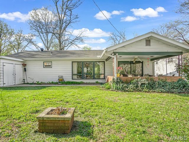 671 Notre Dame Avenue, Edwardsville, IL 62025