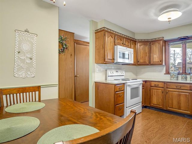 671 Notre Dame Avenue, Edwardsville, IL 62025