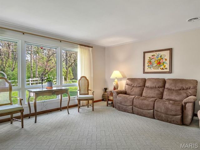 671 Notre Dame Avenue, Edwardsville, IL 62025