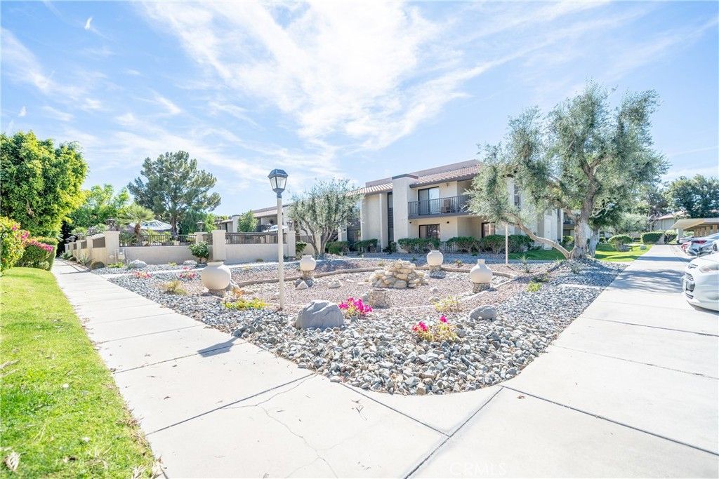 Image 9 of property listing at 31200 Landau Blvd #2802, Cathedral City, CA 92234