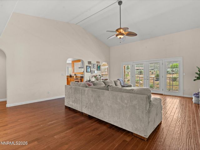 60 Horseshoe Circle, Reno, NV 89508