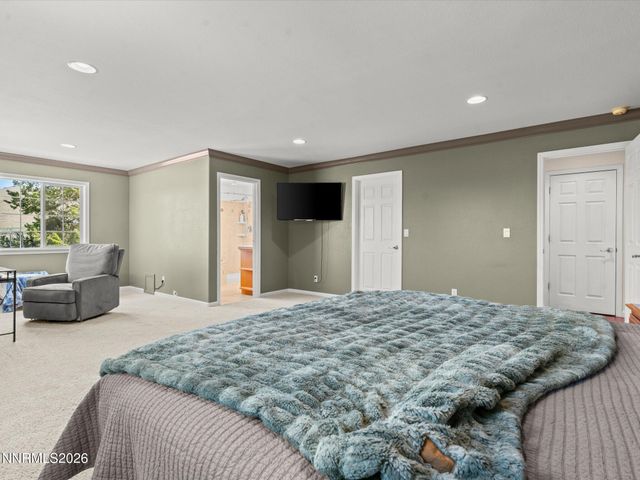 60 Horseshoe Circle, Reno, NV 89508