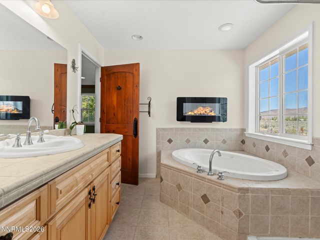 60 Horseshoe Circle, Reno, NV 89508