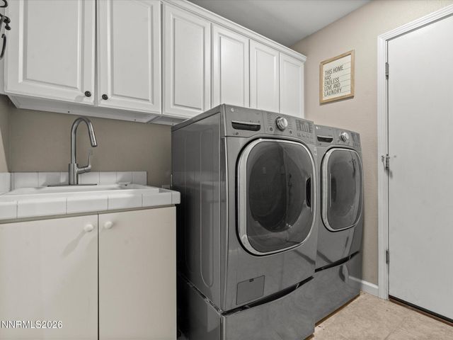 60 Horseshoe Circle, Reno, NV 89508