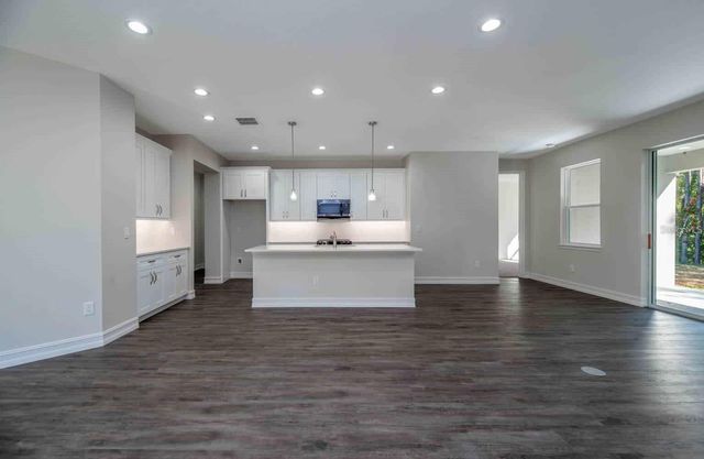 1925 NW 79TH LOOP, Ocala, FL 34475
