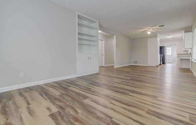 1523 Weyford DR, Austin, TX 78757