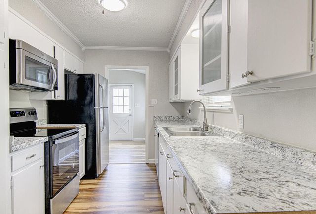 1523 Weyford DR, Austin, TX 78757