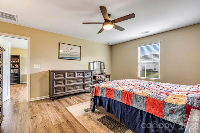 2913 Legacy Ridge Lane, Catawba, NC 28609