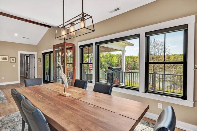 1112 Coves End RD, Huddleston, VA 24104