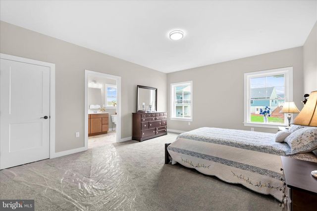 126 N. WEST VIEW, Elizabethtown, PA 17022
