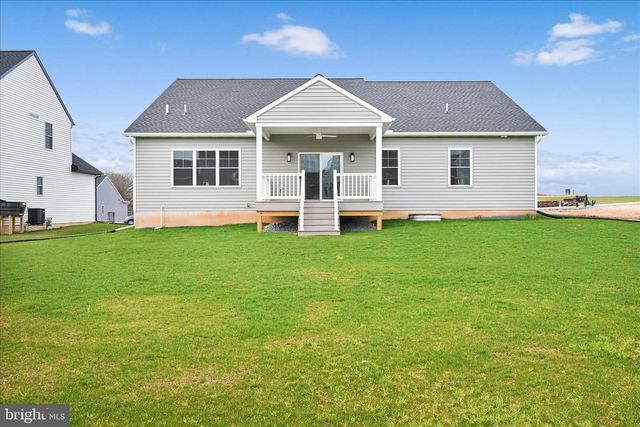 126 N. WEST VIEW, Elizabethtown, PA 17022