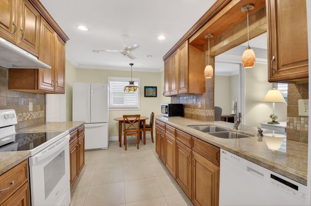 1709 SW 20th Street, Boynton Beach, FL 33426