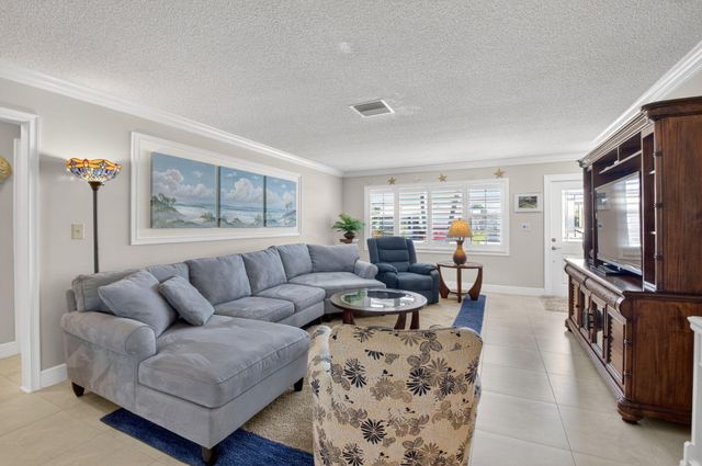 1709 SW 20th Street, Boynton Beach, FL 33426