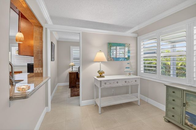 1709 SW 20th Street, Boynton Beach, FL 33426