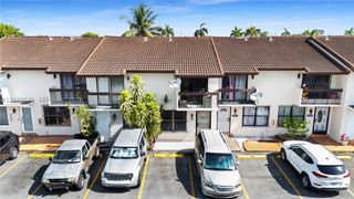 2093 W 54th Ter 38, Hialeah, FL 33016