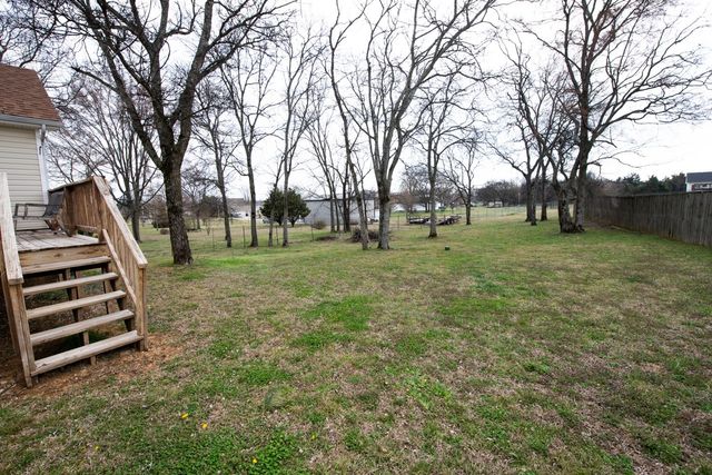 601 Fall Creek Dr, Murfreesboro, TN 37129