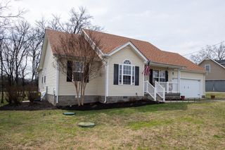 601 Fall Creek Dr, Murfreesboro, TN 37129