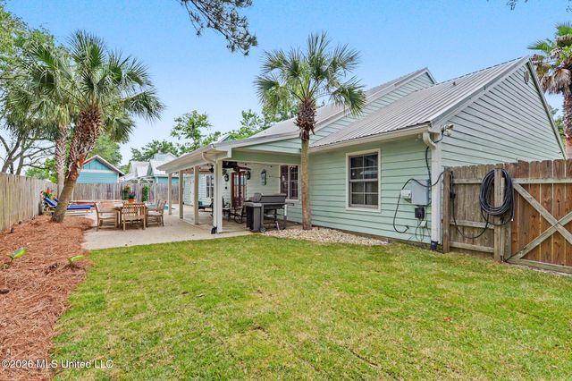 179 Blue Heron Cove, Waveland, MS 39576