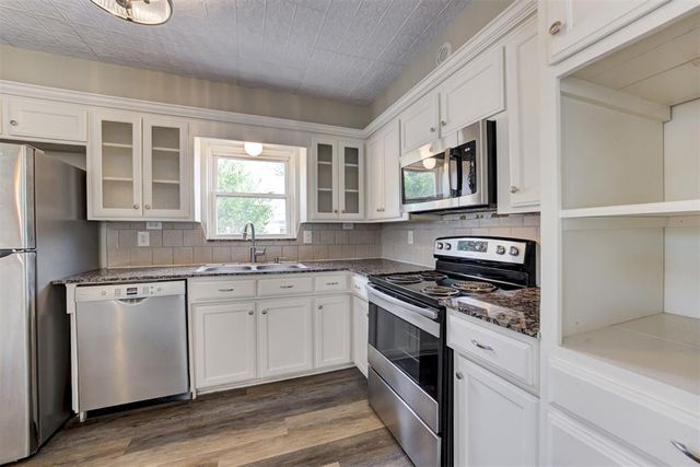 405 N Park Place, Guthrie, OK 73044