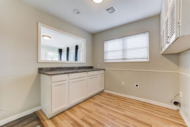 405 N Park Place, Guthrie, OK 73044