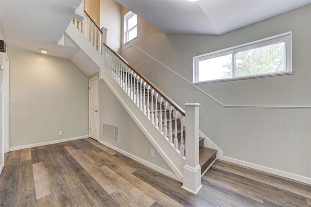 405 N Park Place, Guthrie, OK 73044